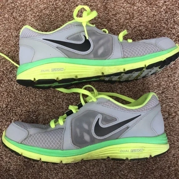 Nike Dual Fusion Running Shoes - Picture 8 of 15